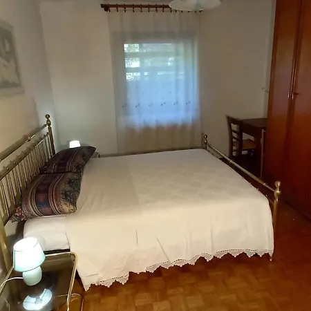 Aura Del Bosco Apartment